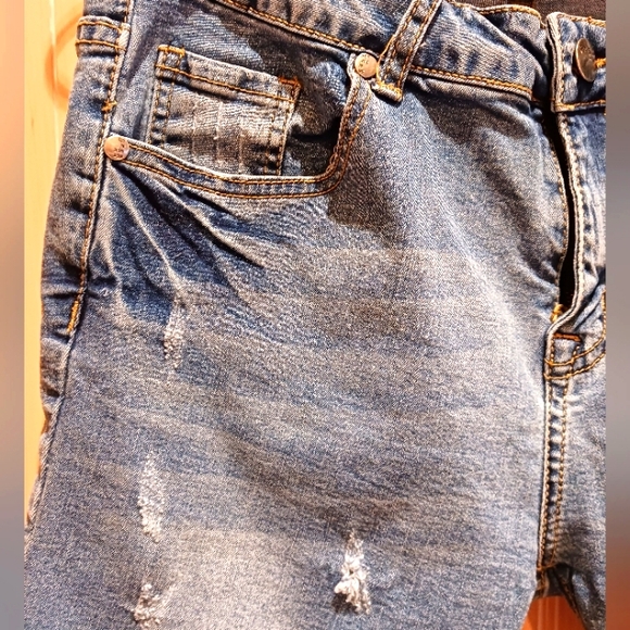 Between Us Denim Shorts 11J EUC - Picture 6 of 8